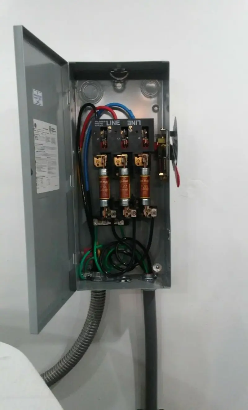 Three-phase disconnect switch installed for Smoke Detector Installation in Long Branch